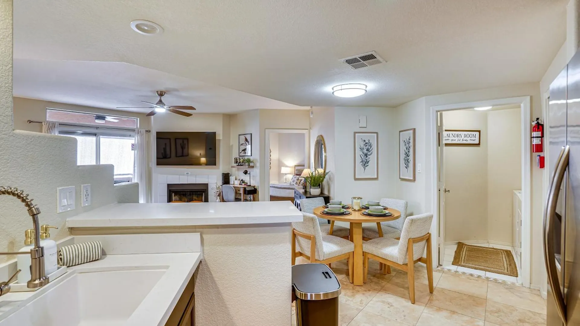 Family-Friendly Condo With Pool Access In Phoenix! Lägenhet