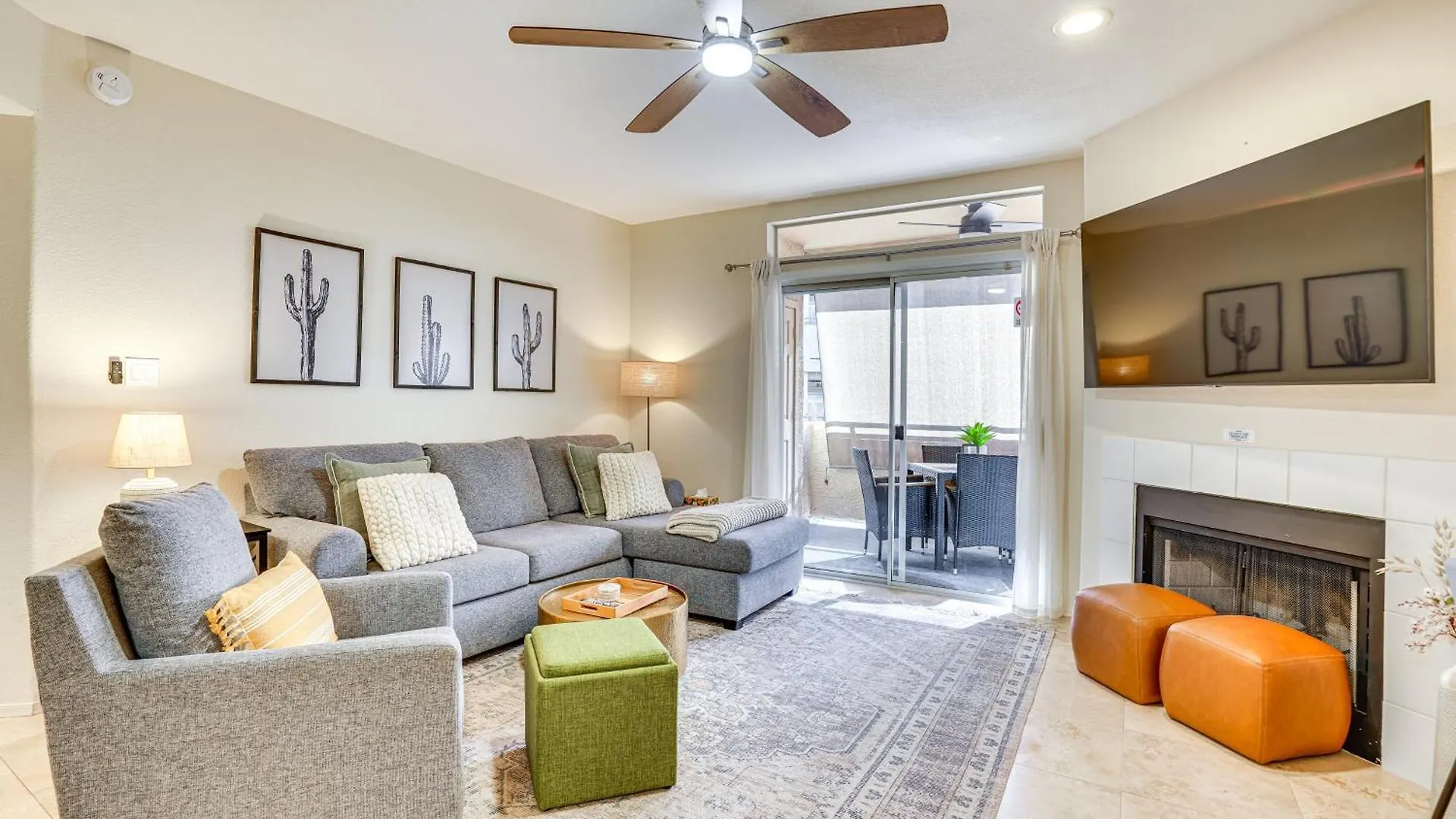 Family-Friendly Condo With Pool Access In Phoenix!